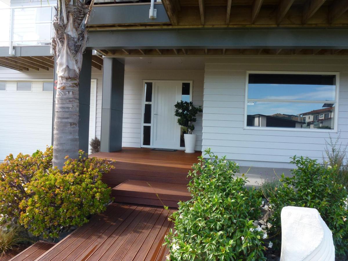 Aquila Haven Pensionat Whitianga Exteriör bild