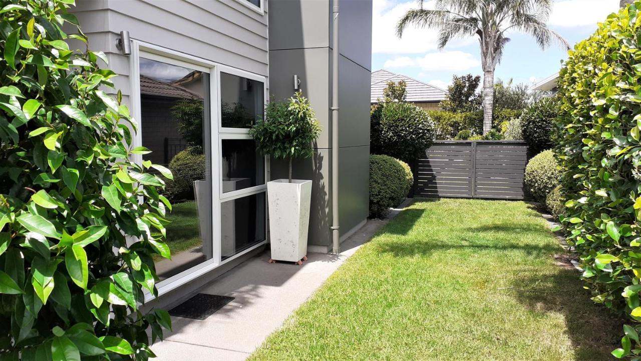 Aquila Haven Pensionat Whitianga Exteriör bild