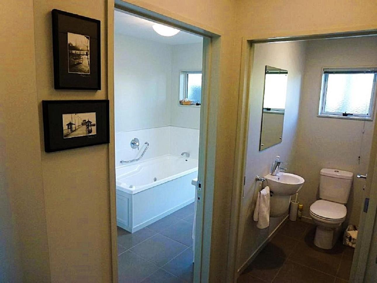 Aquila Haven Pensionat Whitianga Exteriör bild